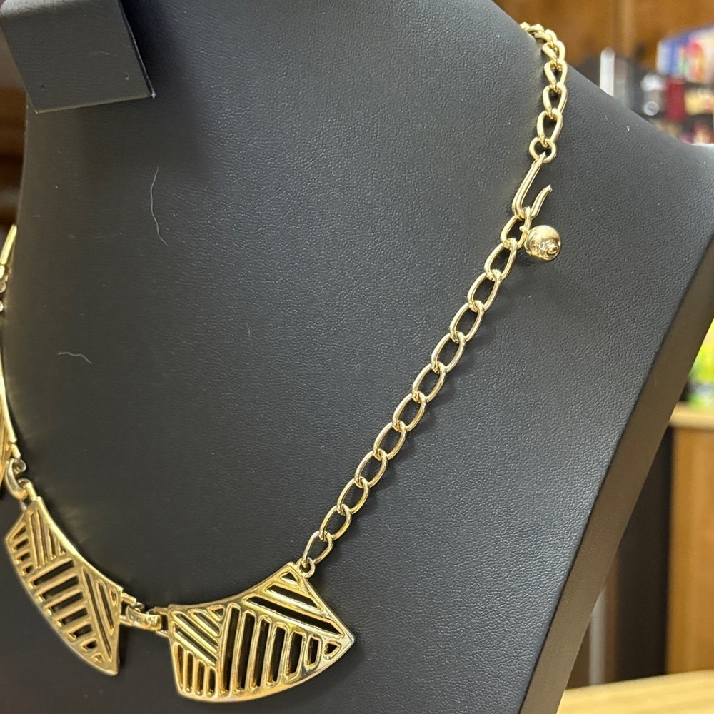 Elegant Gold Chevron Necklace - Picture 2 of 3